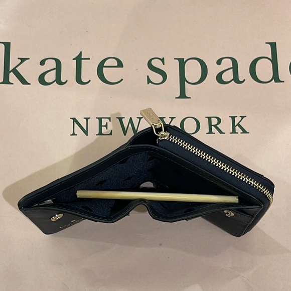 Kate Spade staci square crossbody with staci small zip around wallet - Picture 13 of 16